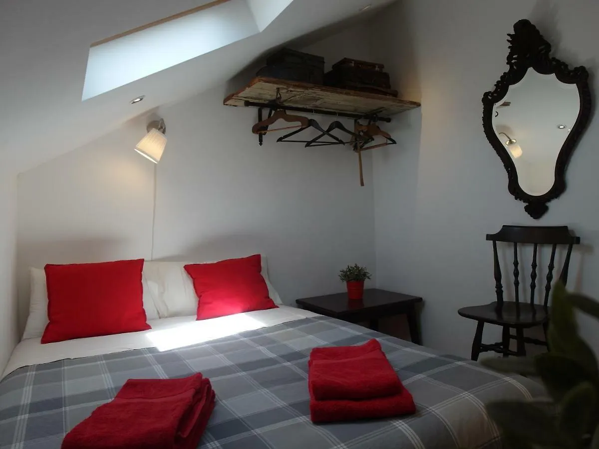 Santosweethome 1 Lisbon Apartment